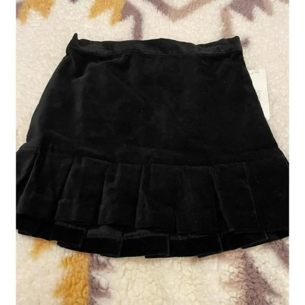 Kids Korner‎ Baby Velvet Skirt and Tights